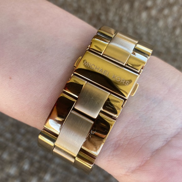 COPY - Rose gold Michael Kors watch - Picture 8 of 8